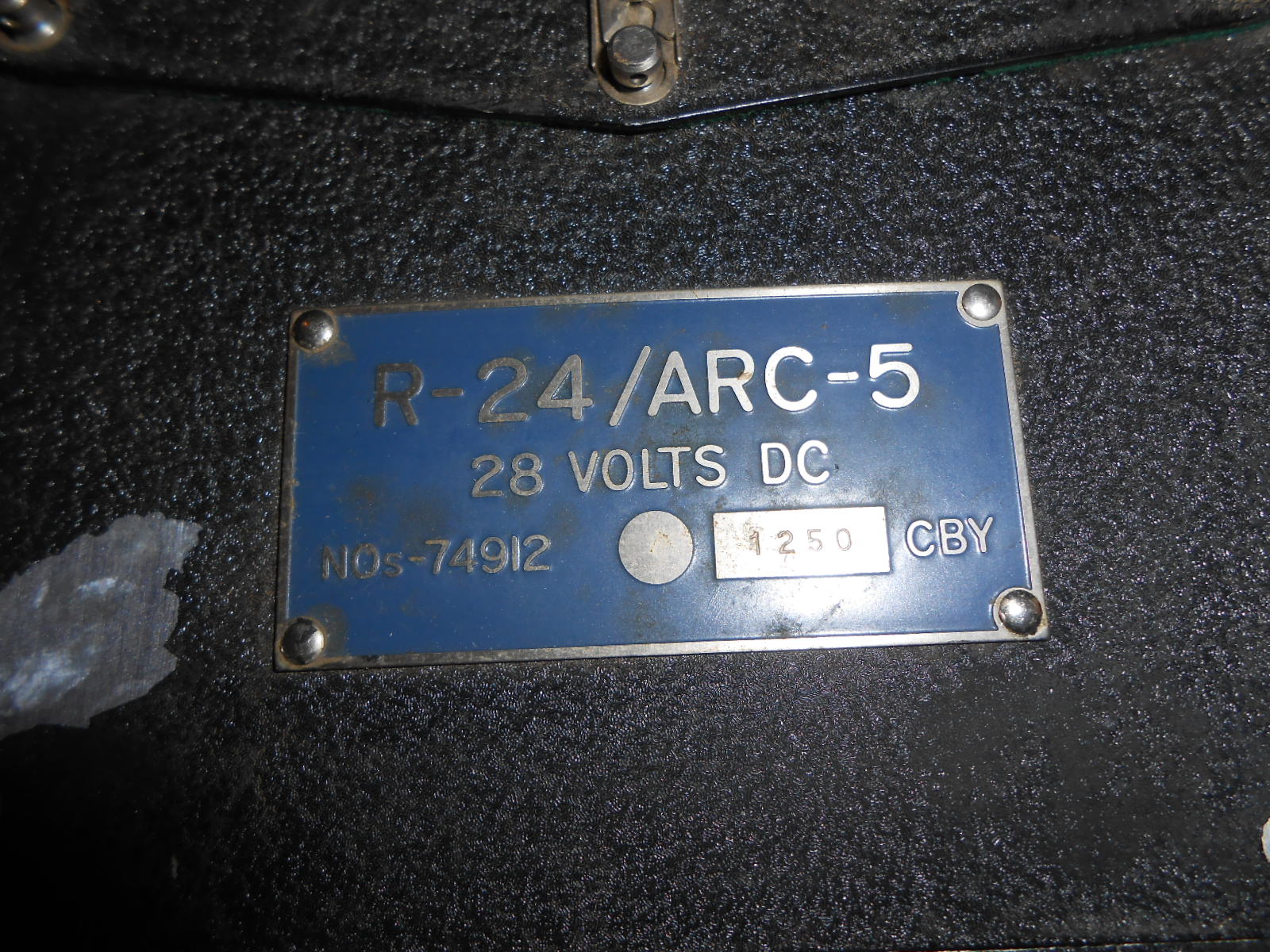 WW2 USAAC T-20/ARC-5 AIRCRAFT RADIO TRANSMITTER - Image 4