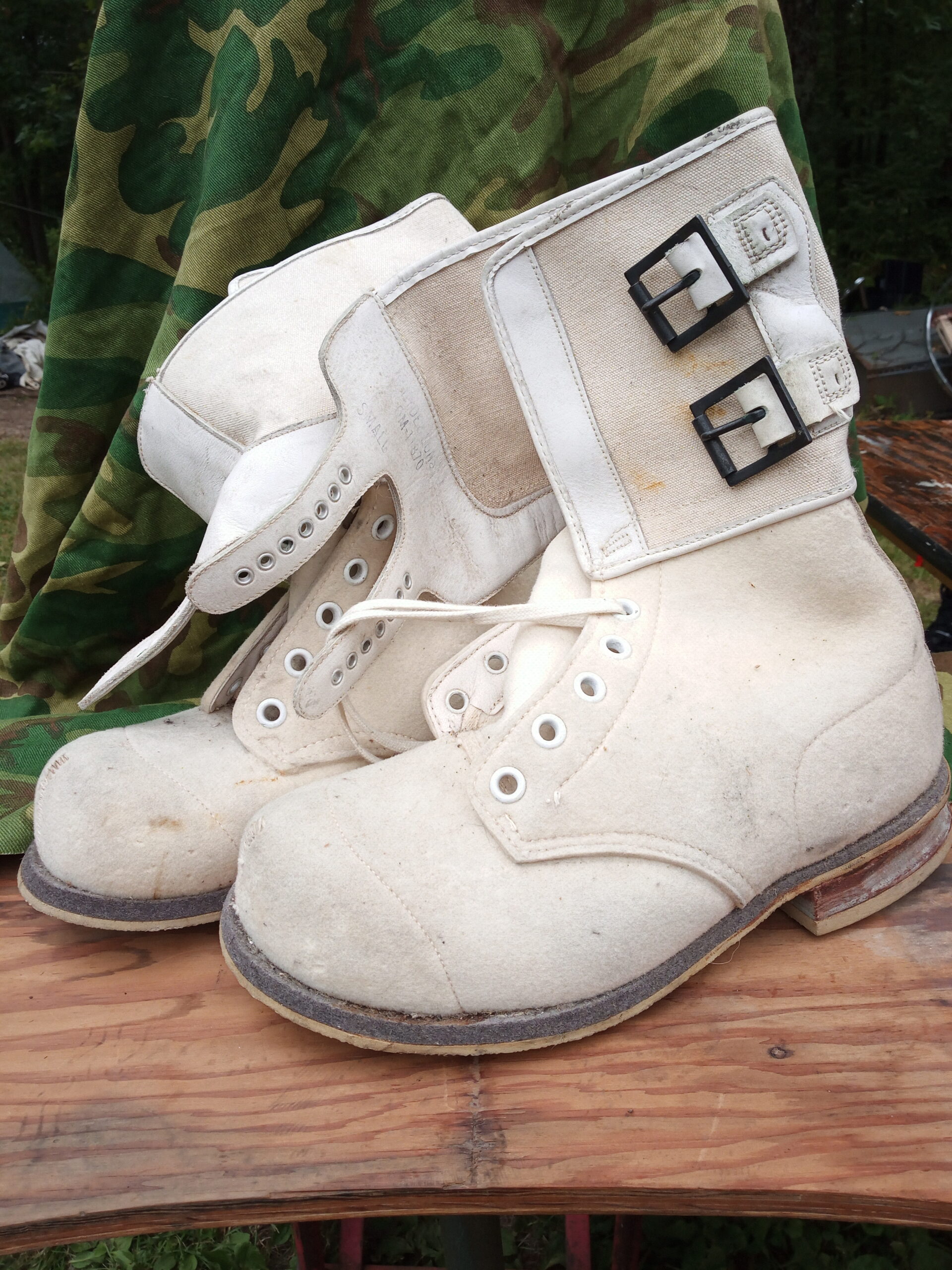 WW2 U.S. ARMY 10th MOUNTAIN Felt Double Buckle Boots Arctic Issue Militaria WWII size Small