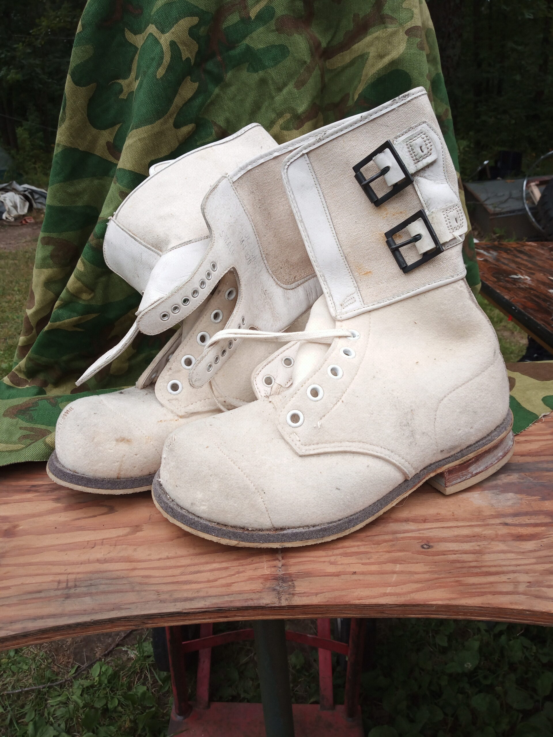 WW2 U.S. ARMY 10th MOUNTAIN Felt Double Buckle Boots Arctic Issue Militaria WWII size Small - Image 3