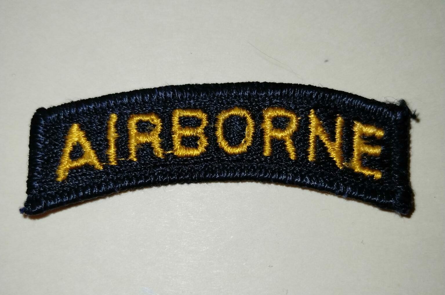 AIRBORNE (GOLD/BLACK TAB FOR DRESS UNIFORM