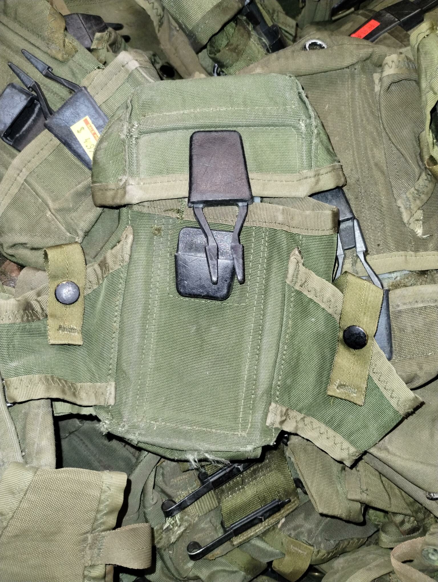 M16 MAG POUCHES VIETNAM USED - Image 4
