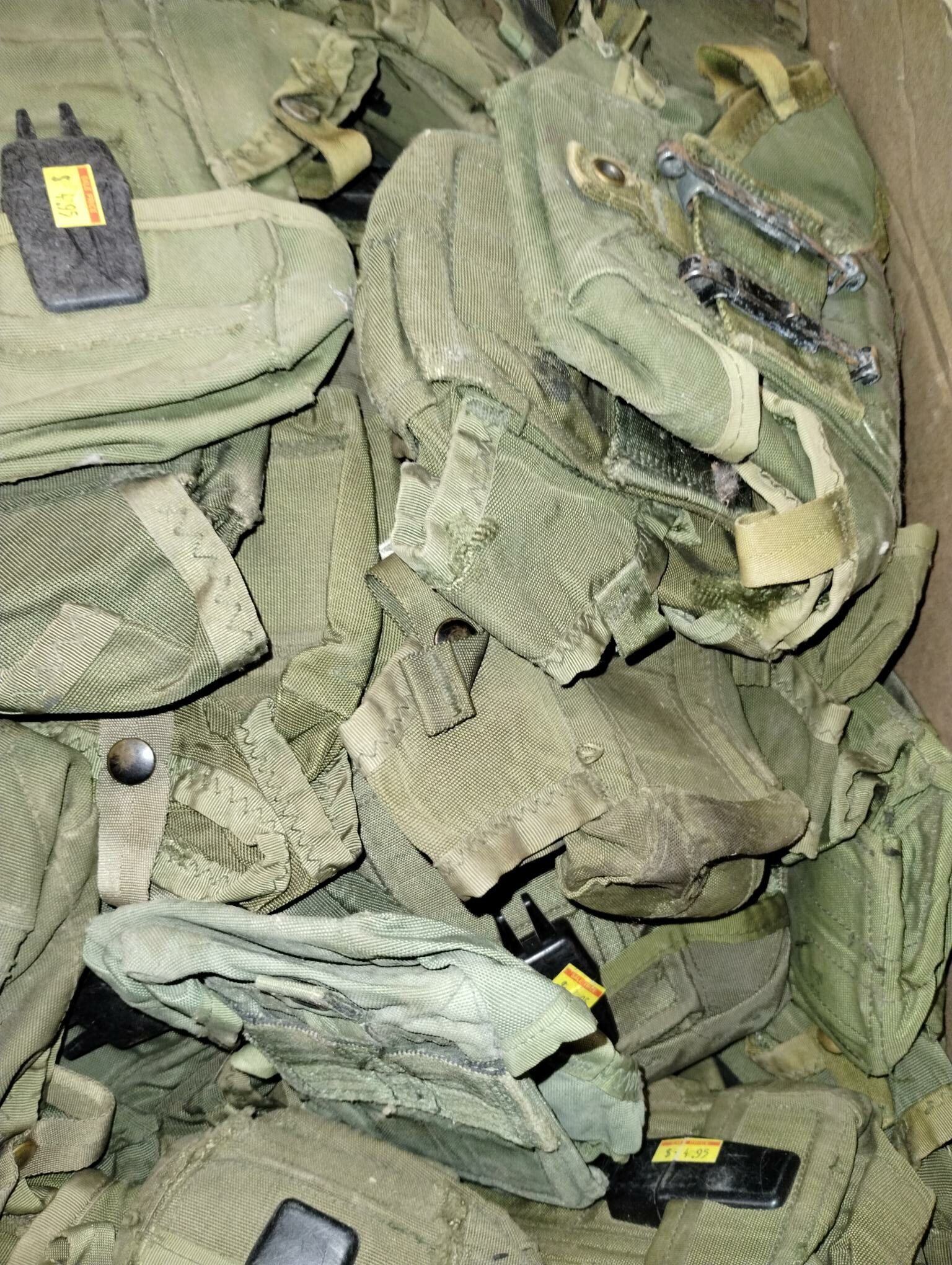 M16 MAG POUCHES VIETNAM USED - Image 3