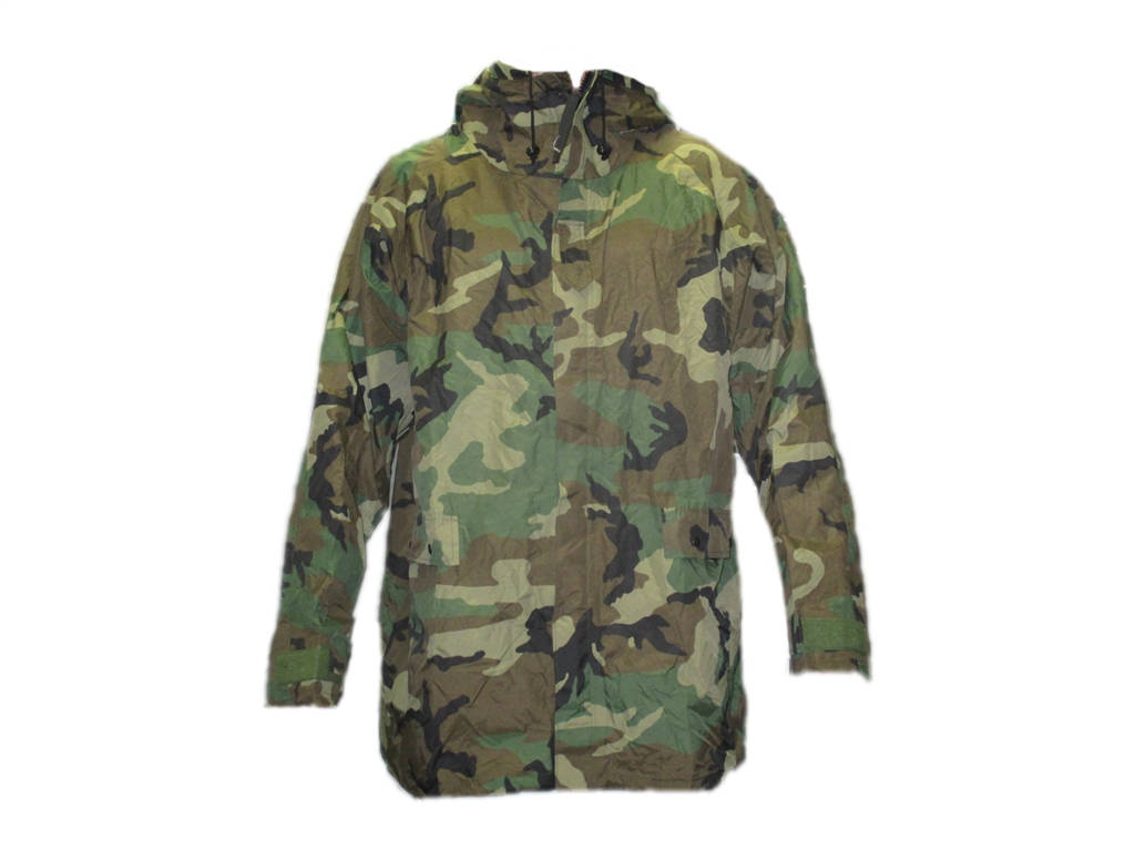 WOODLAND GORTEX JACKET SIZE Med/Reg