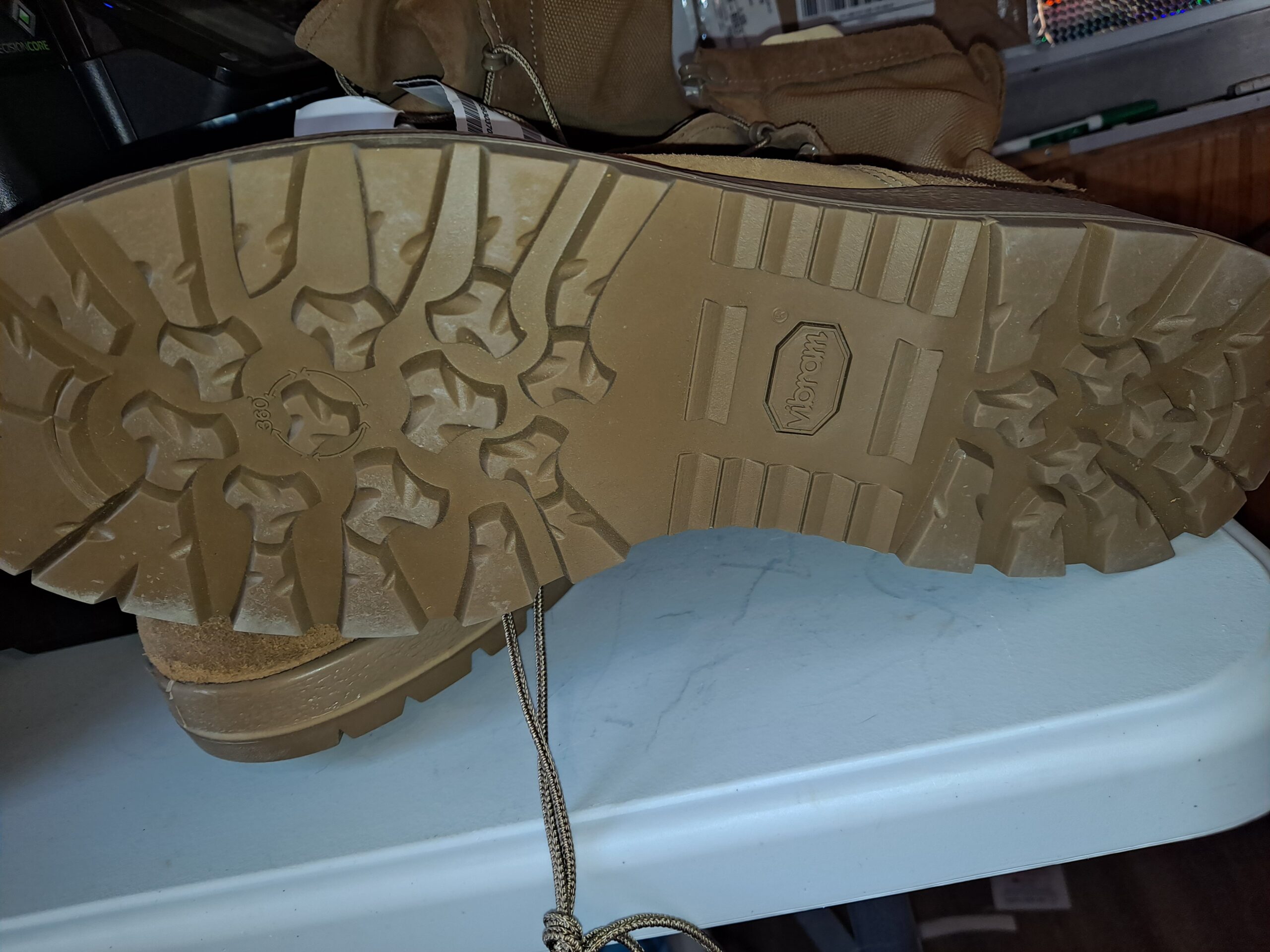 Boots, Tan made by Bates - Image 6