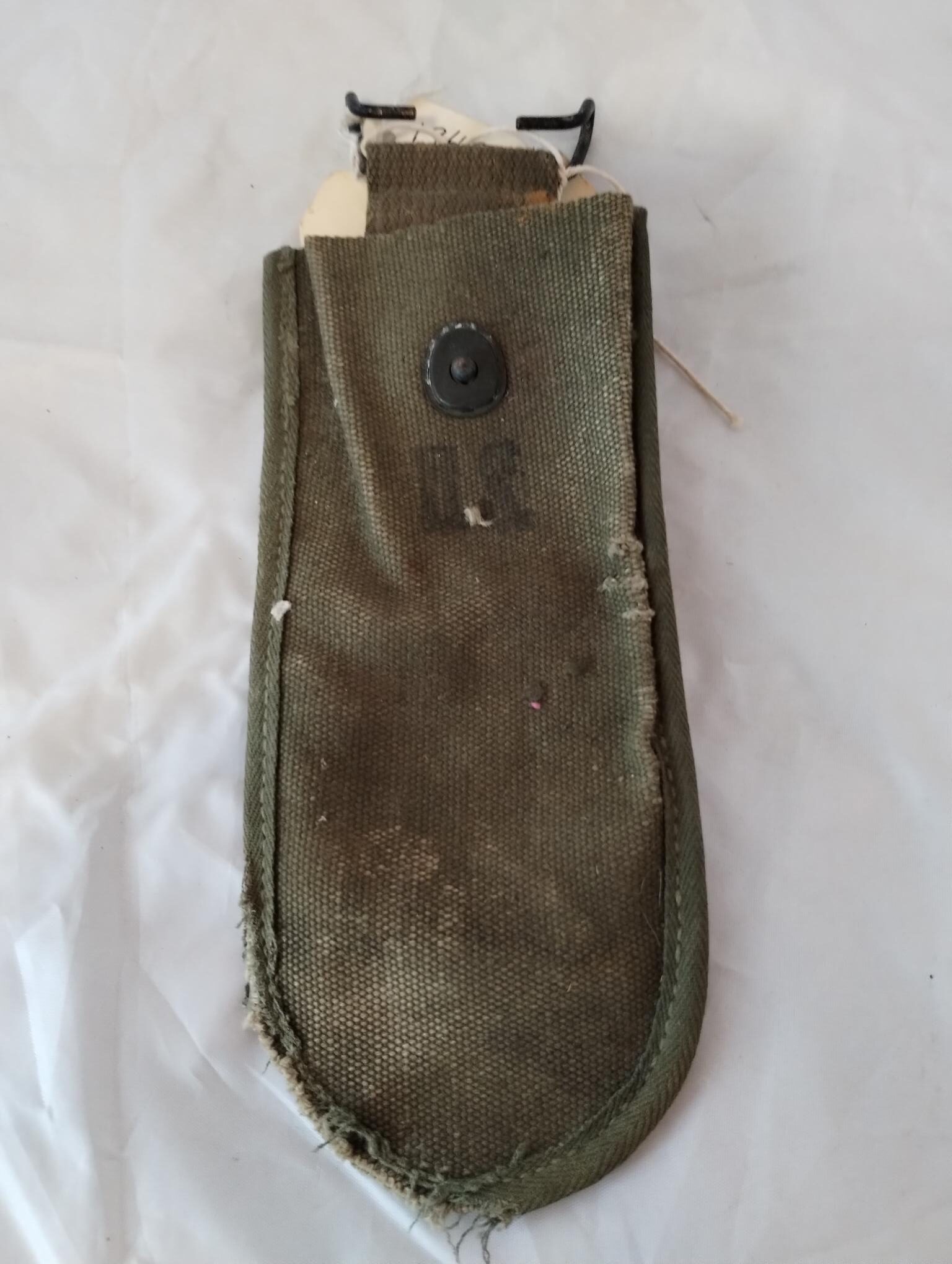 WW2 Canvas Wire Cutter Case Dated 1944 - Image 2