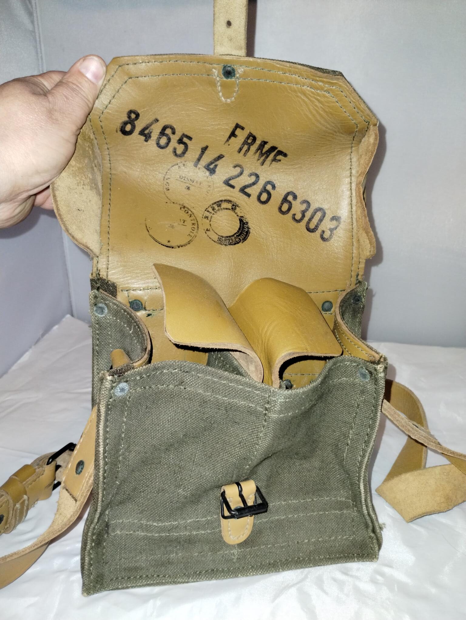 French Ammo/magazine bag Like new - Image 4