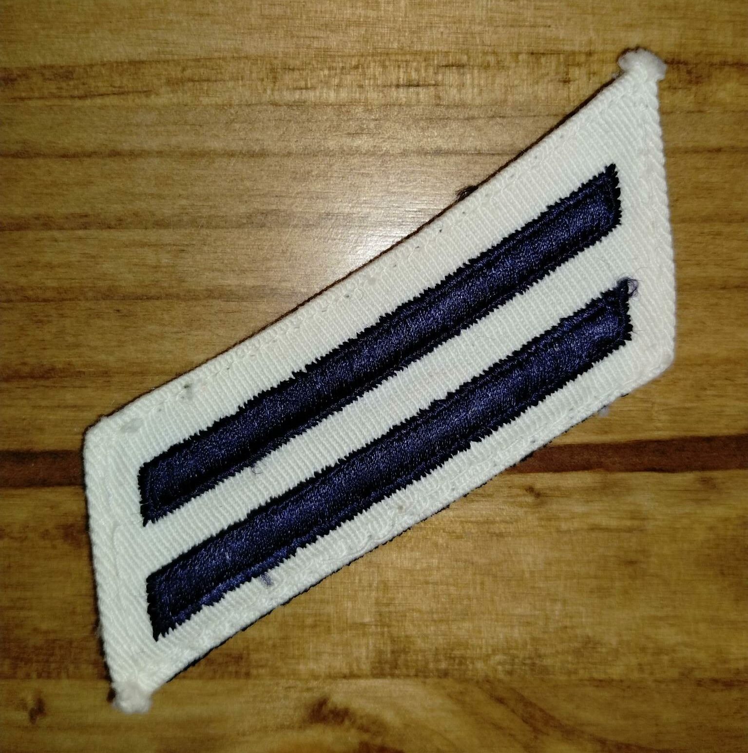 US NAVY SPECIALIST MARK - USN Seaman Apprentice (SA) RECRUIT (E-2) . BLACK AND WHITE.