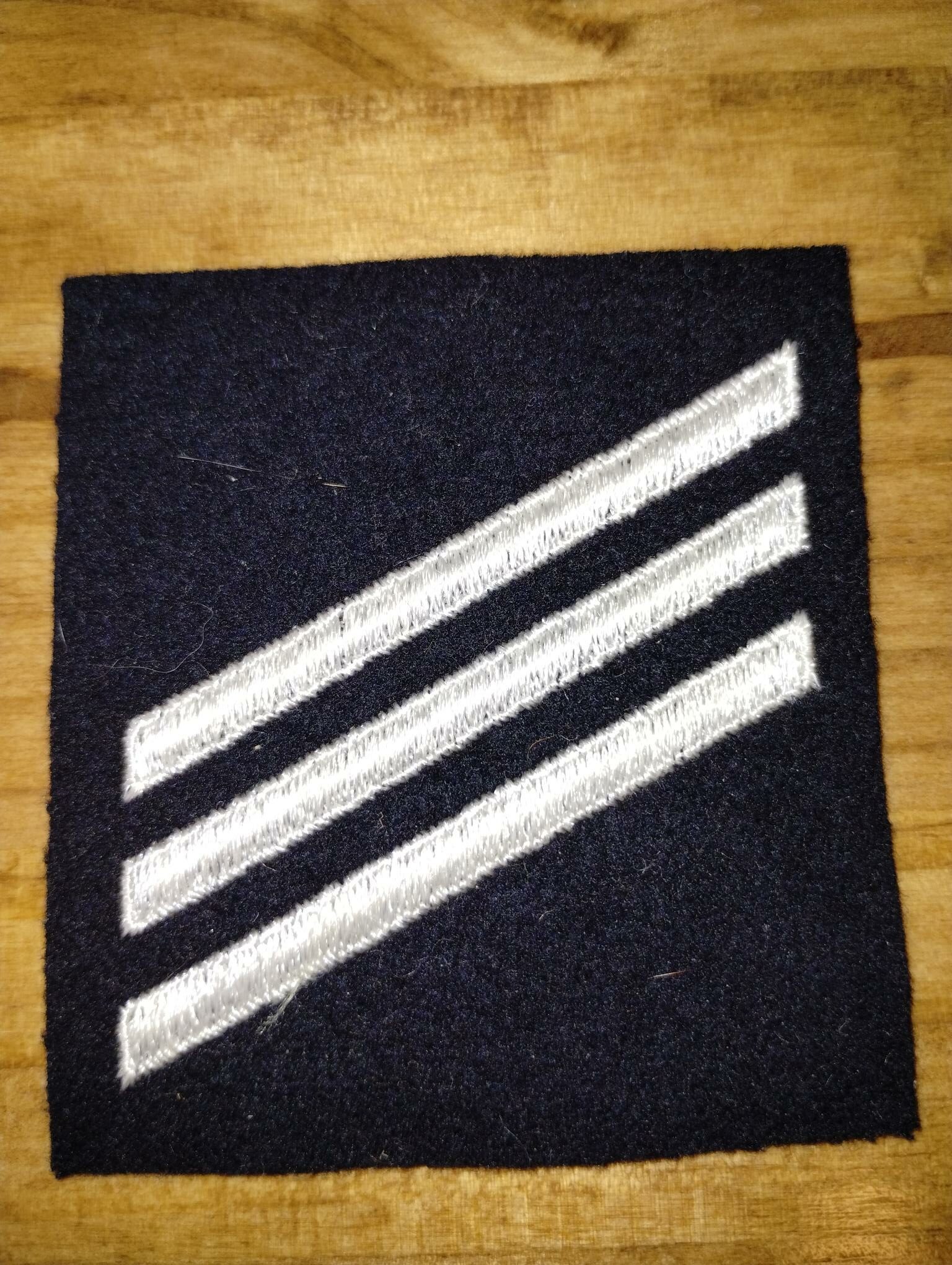 US NAVY SPECIALIST MARK - USN Hospitalmen (HN) RECRUIT (E-3)