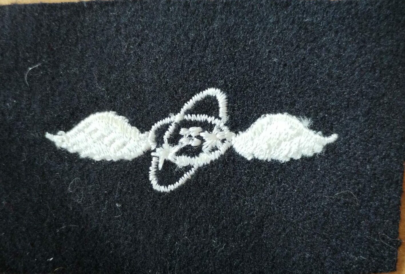 US NAVY SPECIALIST MARK -AVIATION ELECTRONICS TECHNICIAN