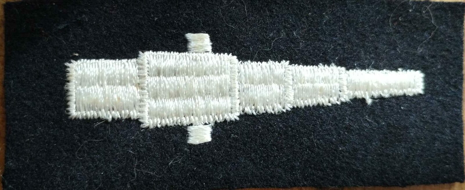 US NAVY SPECIALIST DISTINGUISHING MARK - GUN CAPTAIN