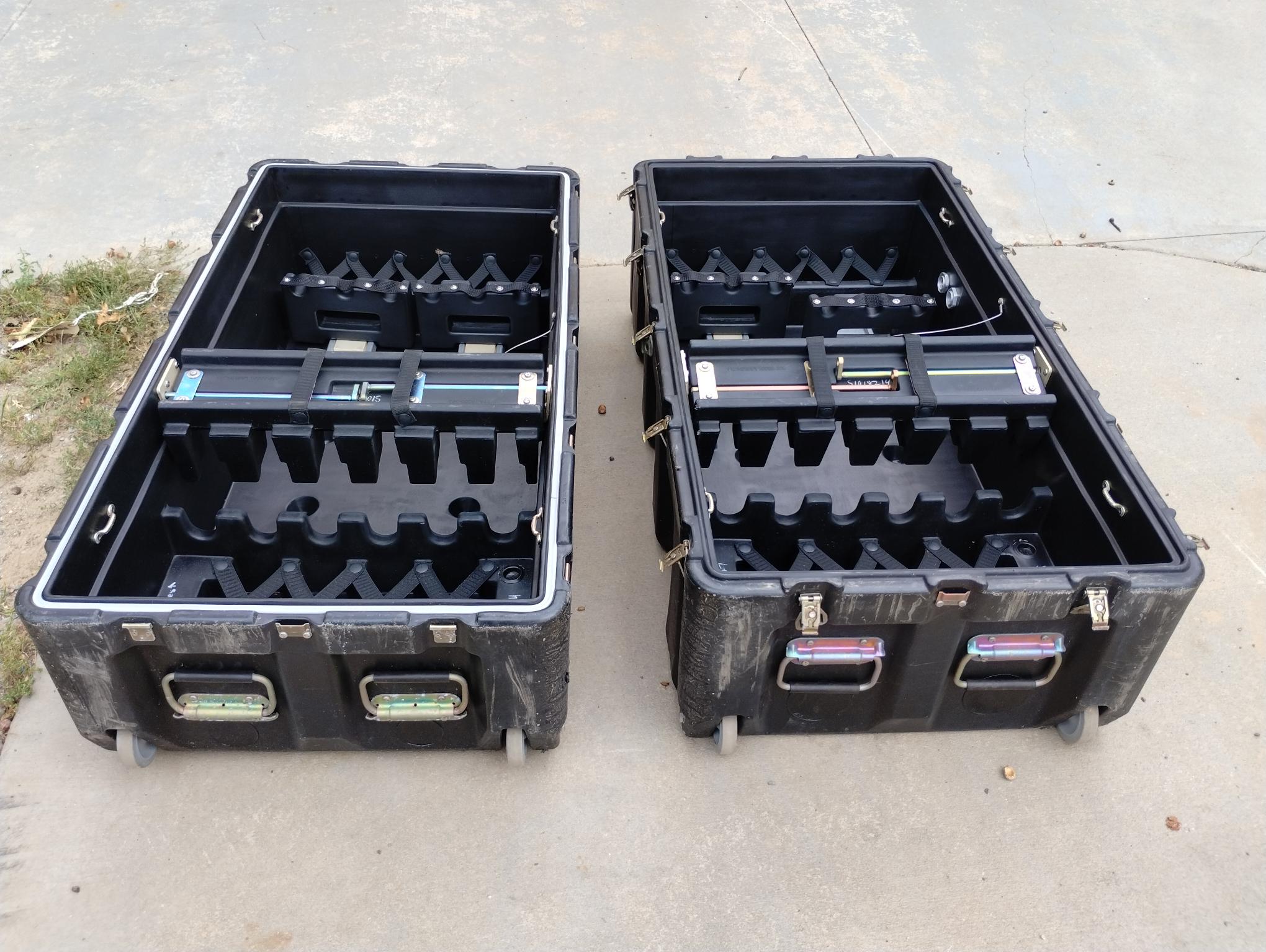 Used Black military AR15 / M16 Rifle Case holds 12 rifles - Image 3