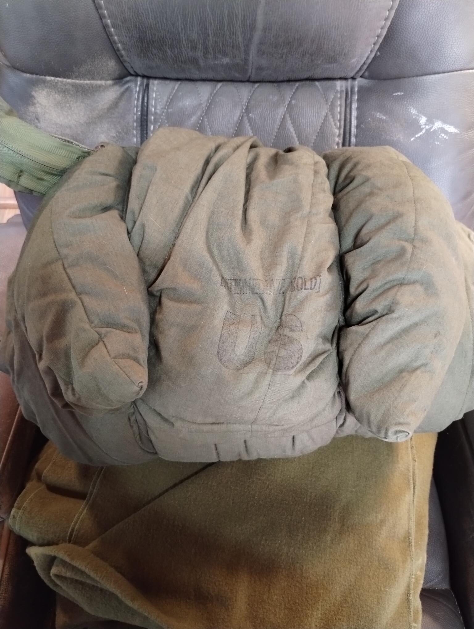 US military Intermediate Cold Weather Sleeping Bag - Image 2